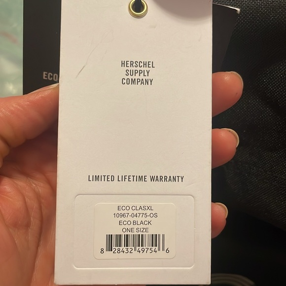 Herschel Eco XL Classic 15 in Laptop Backpack. NWT Small emblem on front center. - Picture 12 of 13